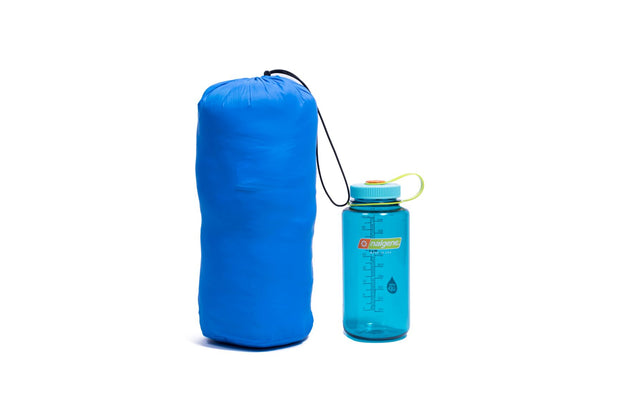 Big Mo 40° Kids Sleeping Bag (2-4 Years Old) in Blazing Blue - Water Bottle Comparison - Morrison Outdoors